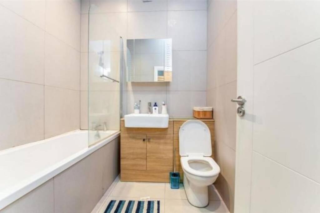 Contemporary 3 Bed Apartment In Hendon Central. Exteriér fotografie